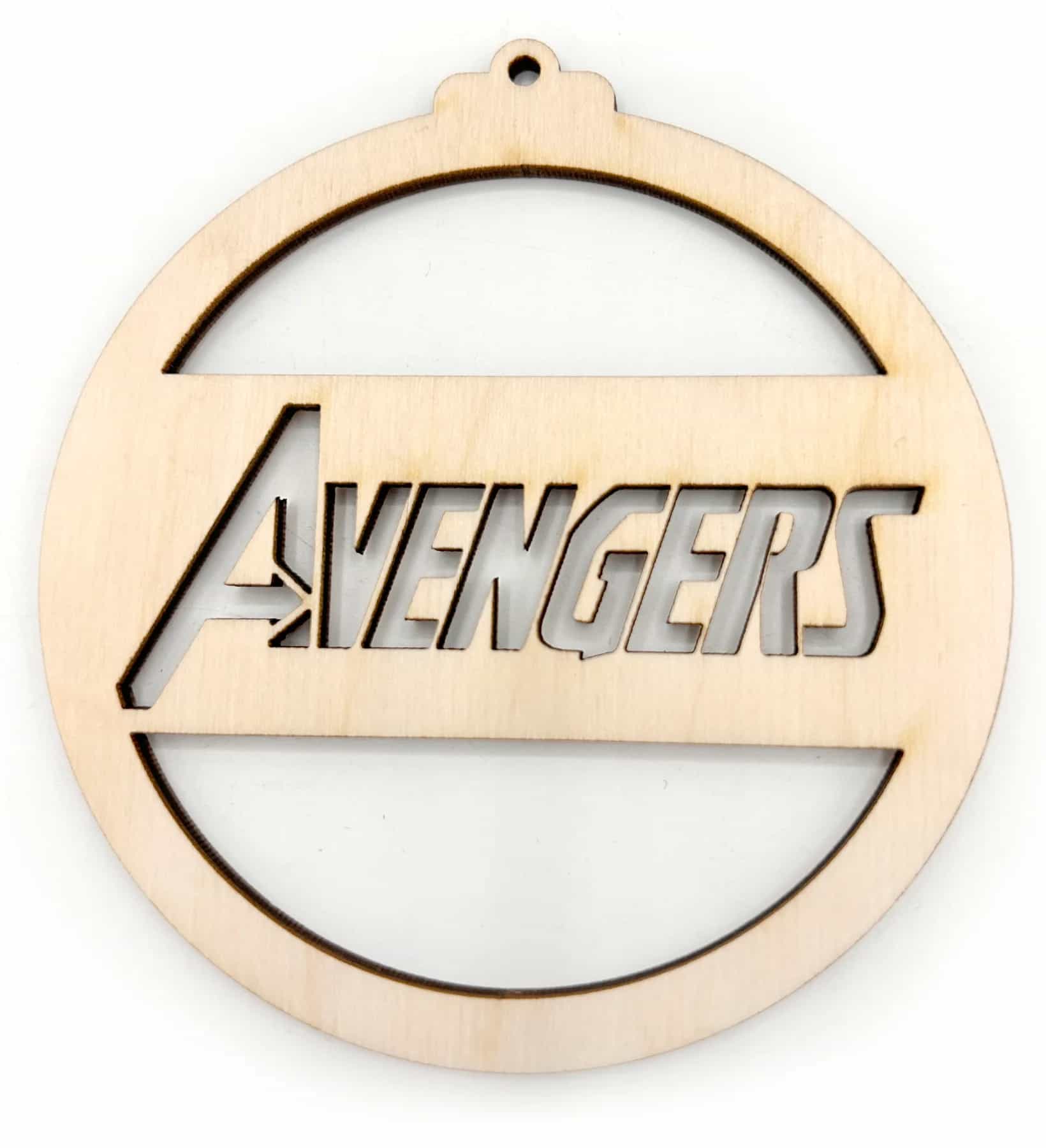 Drevená vianočná ozdoba – MARVEL 6